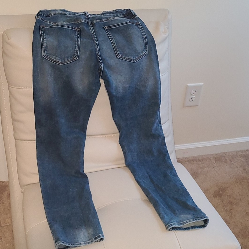H&M Jeans - Picture 3 of 3
